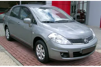 Nissan Tiida Sedan