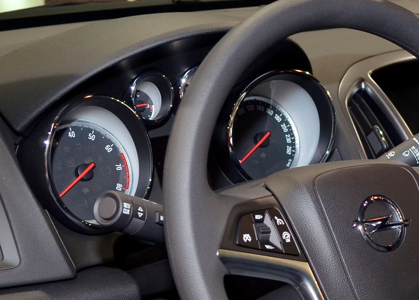 Image for Opel Astra J Sedan