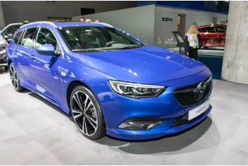 Opel Insignia Country Tourer (B)