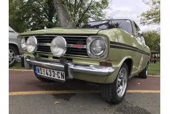 opel kadett e-combo