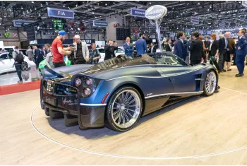 Pagani Huayra Roadster
