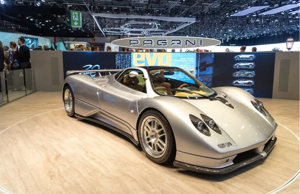 Pagani Zonda C12