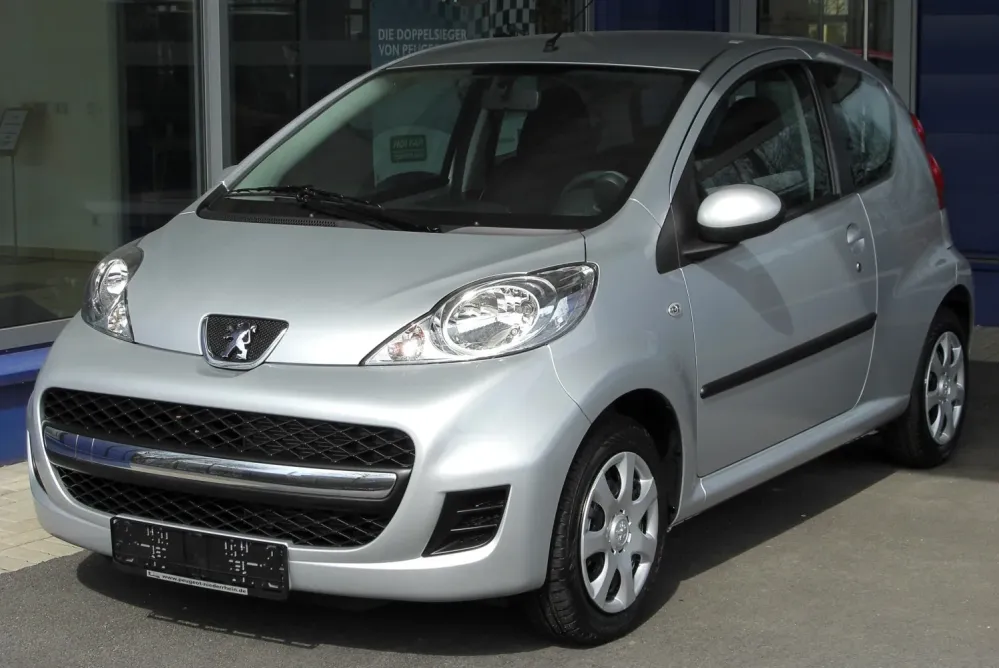 Peugeot 107 (Phase II, 2008) 3-door