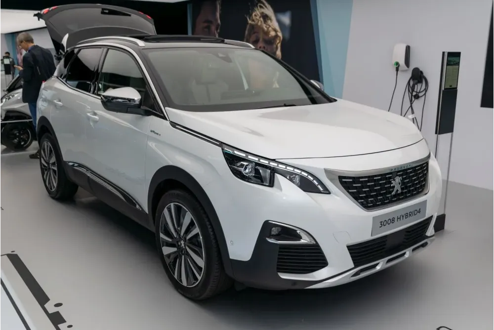Peugeot 3008 II (Phase I, 2016)