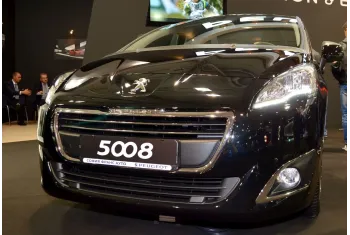 Peugeot 5008 I (Phase II, 2013)