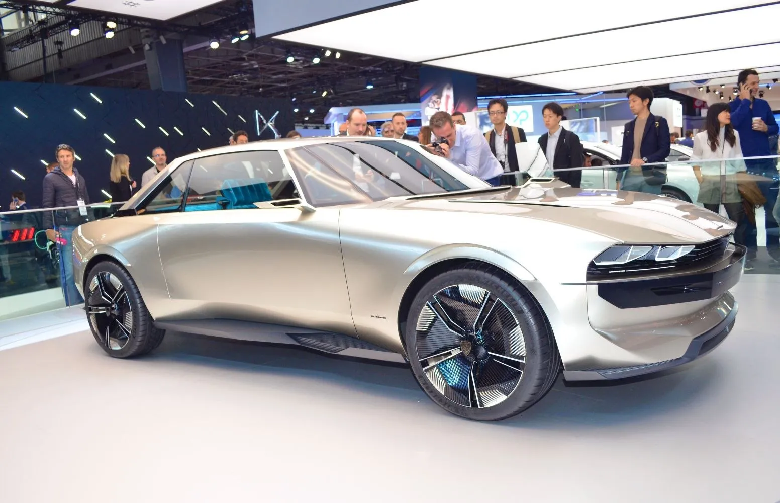 Image for Peugeot e-LEGEND Concept