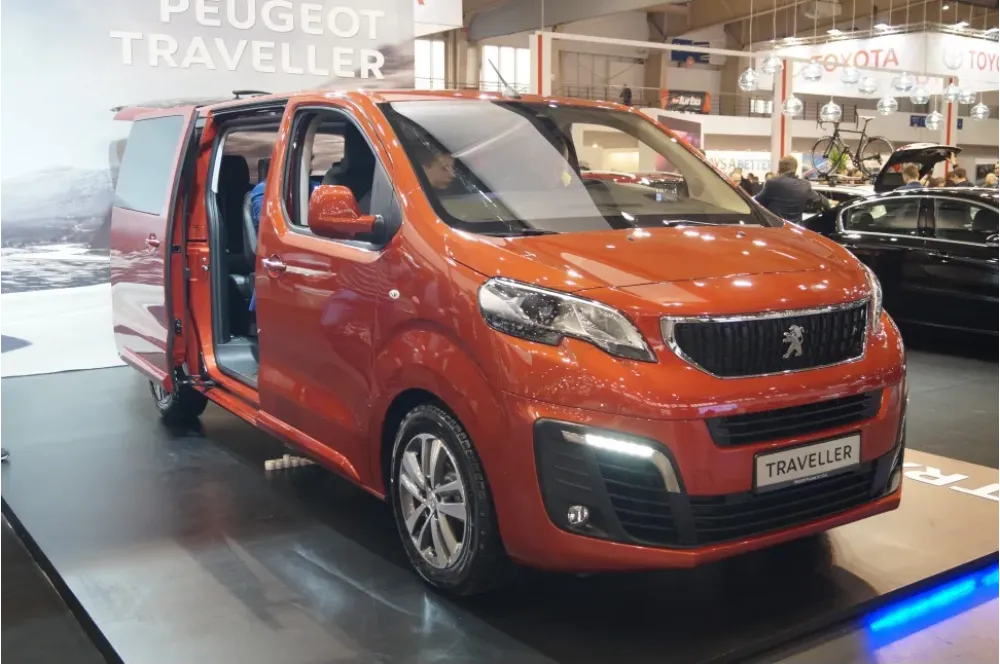 Peugeot Traveller L2