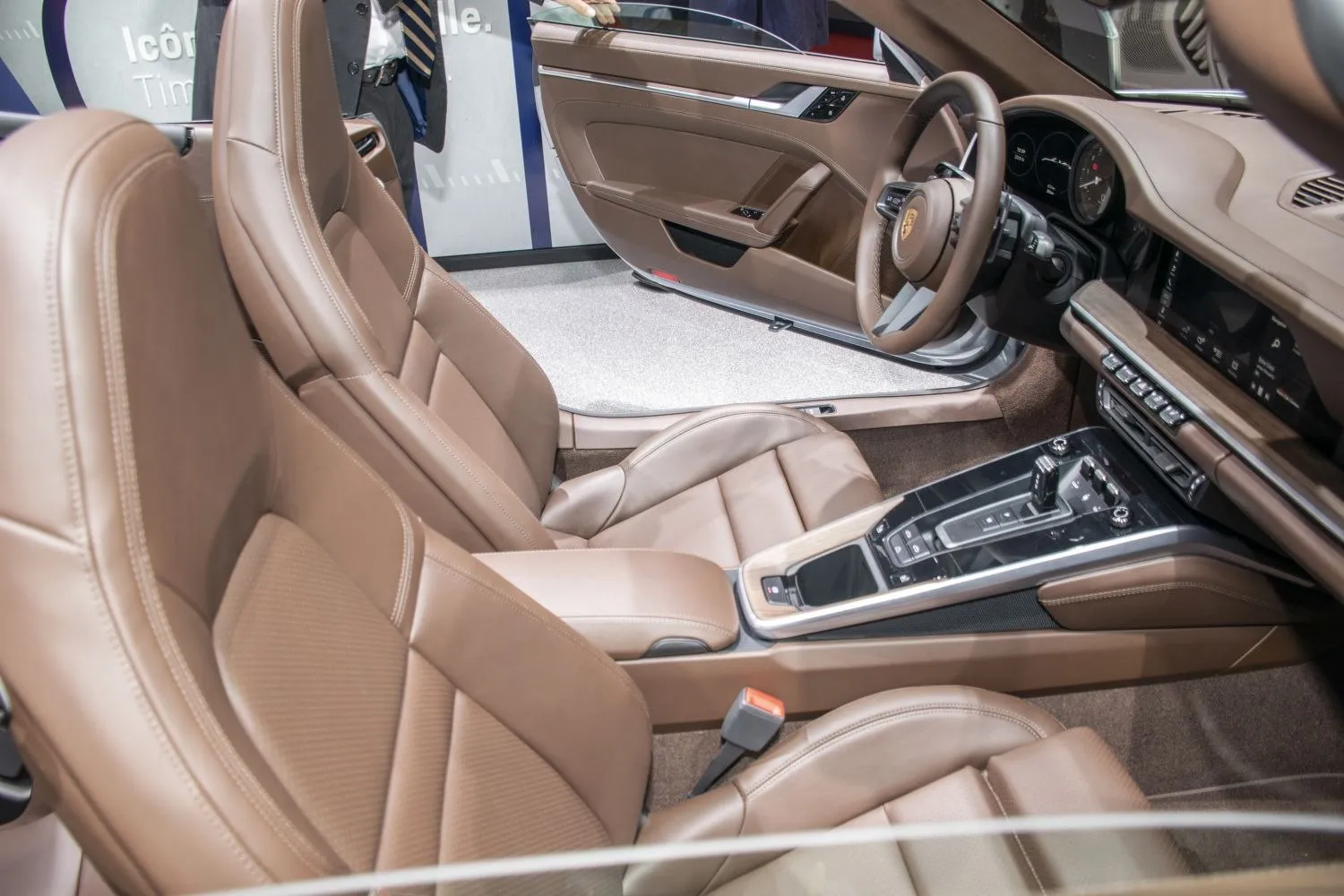 Image for Porsche 911 Cabriolet (992)