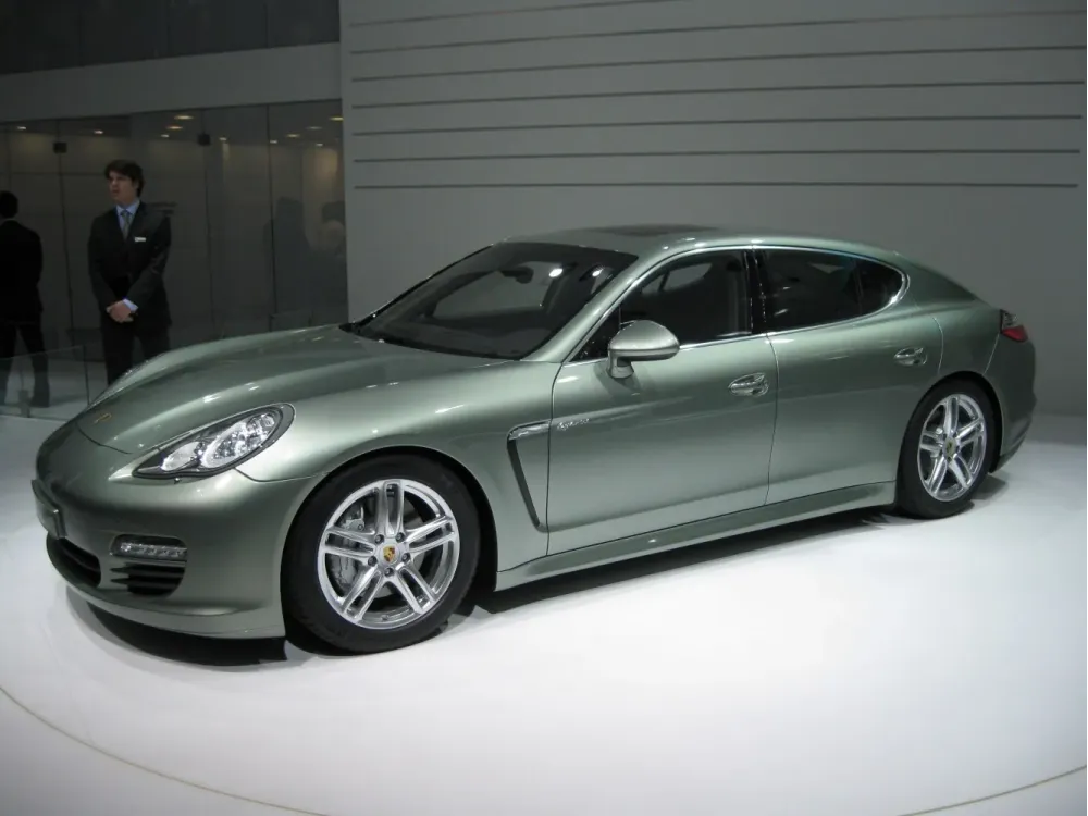 Porsche Panamera G1