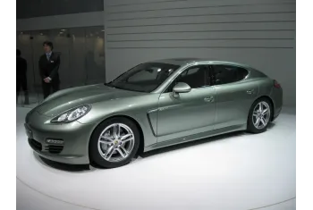 Porsche Panamera G1