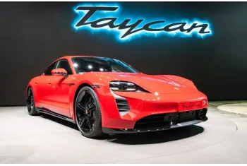 Porsche Taycan Y1A