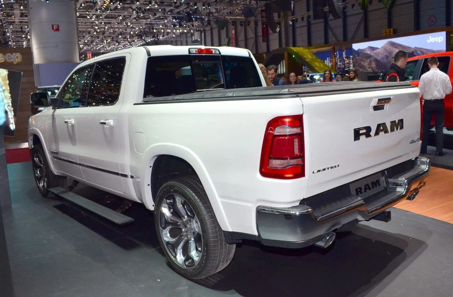 Image for RAM 1500 Crew Cab (DT)