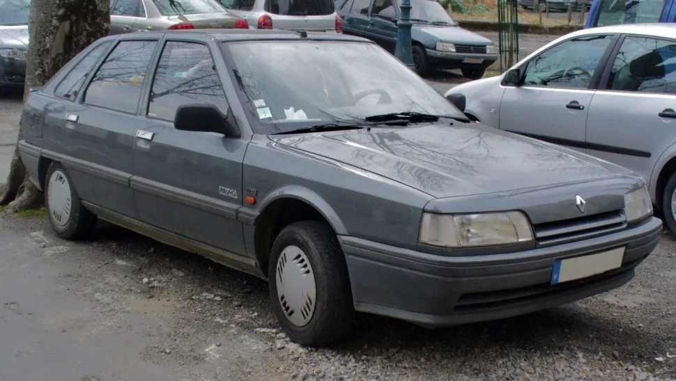 Renault 21 Hatchback (L48)