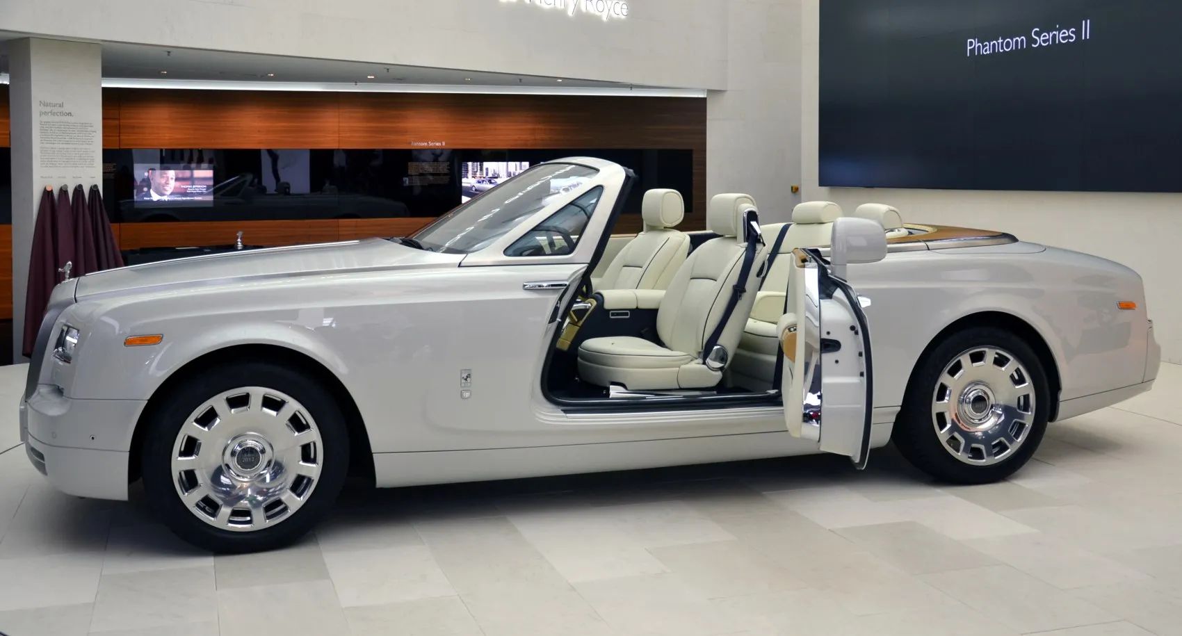 Image for Rolls-Royce Phantom Drophead Coupe (facelift 2012)