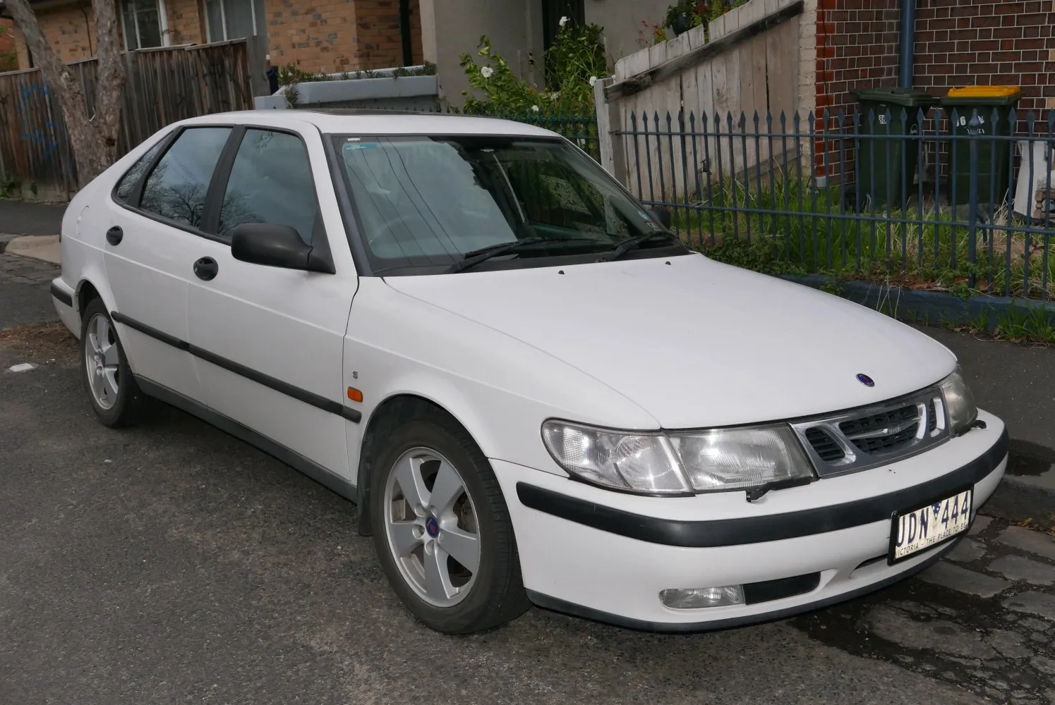 Saab 9-3 I