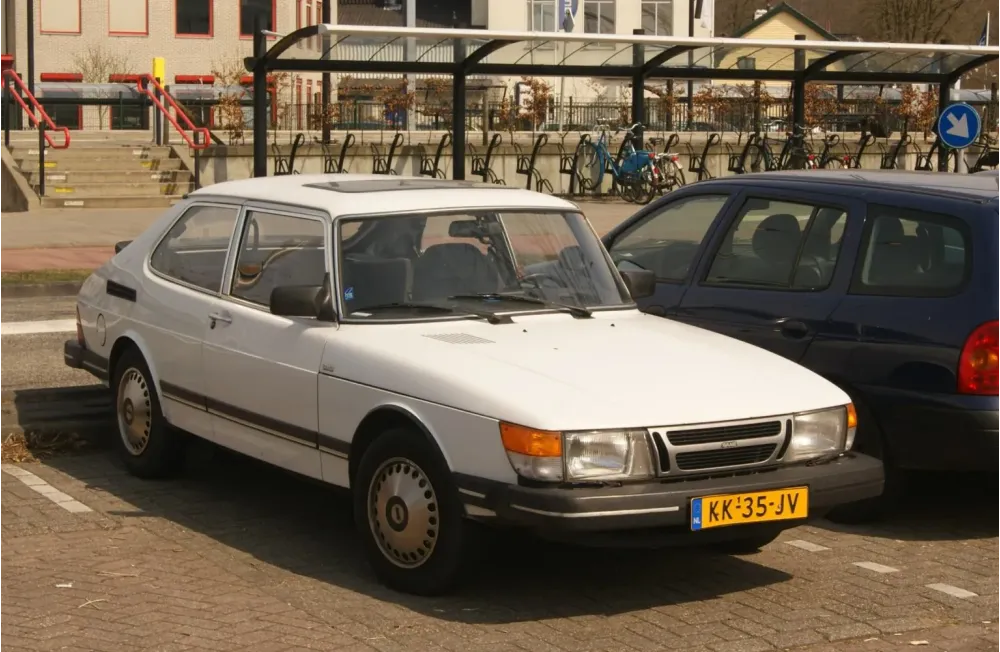 Saab 900 I Combi Coupe