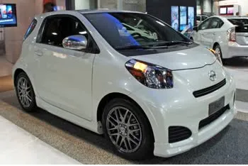 scion iq