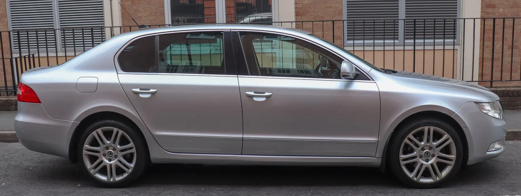 Image for Skoda Superb II
