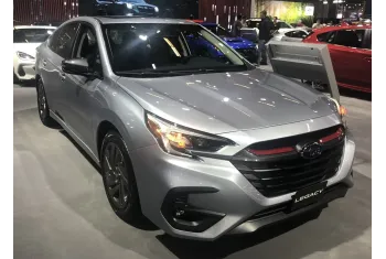 Subaru Legacy VII (facelift 2022)