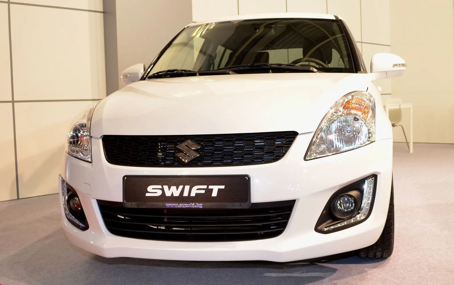 Suzuki Swift V (facelift 2013)