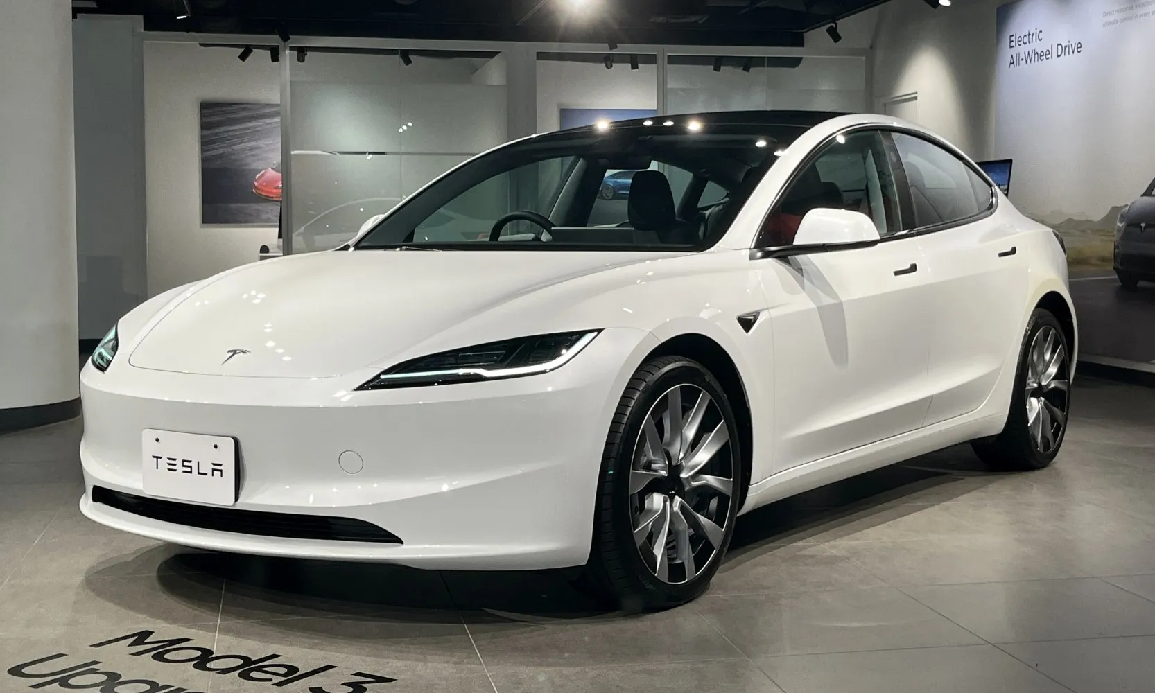 Tesla Model 3 facelift 2023