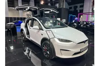 tesla model-x