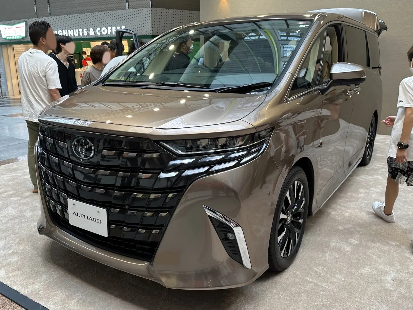 Toyota Alphard IV