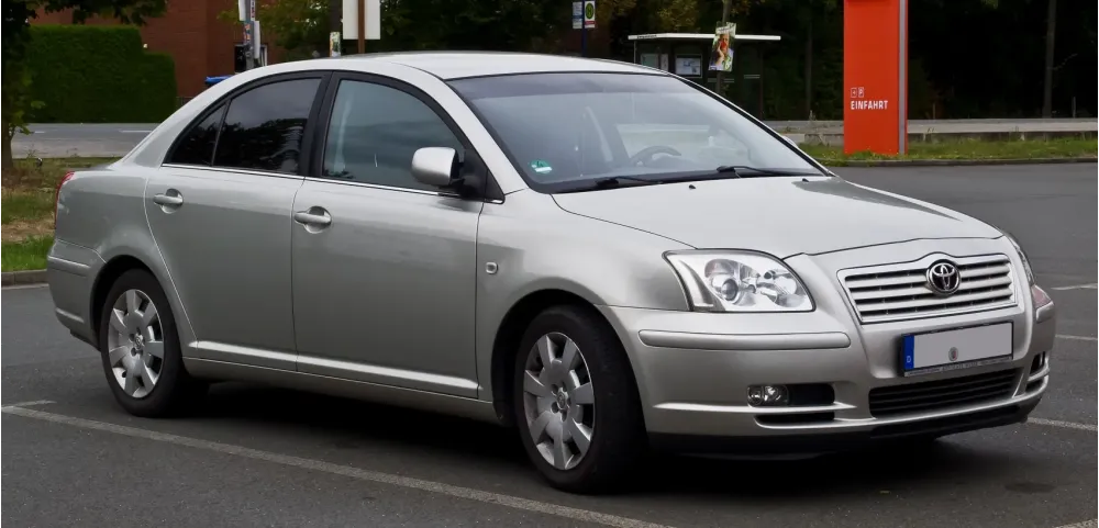 Toyota Avensis II