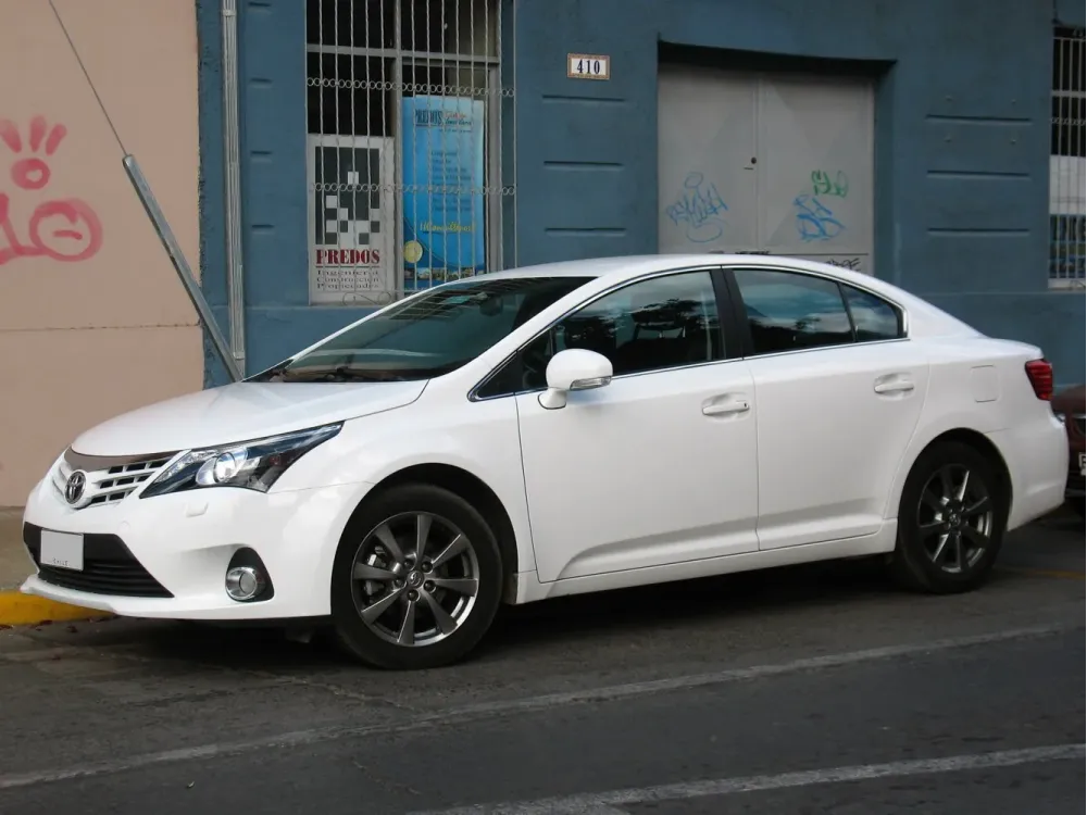 Toyota Avensis III (facelift 2012)