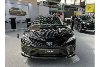 Toyota Camry VIII (XV70, facelift 2020)