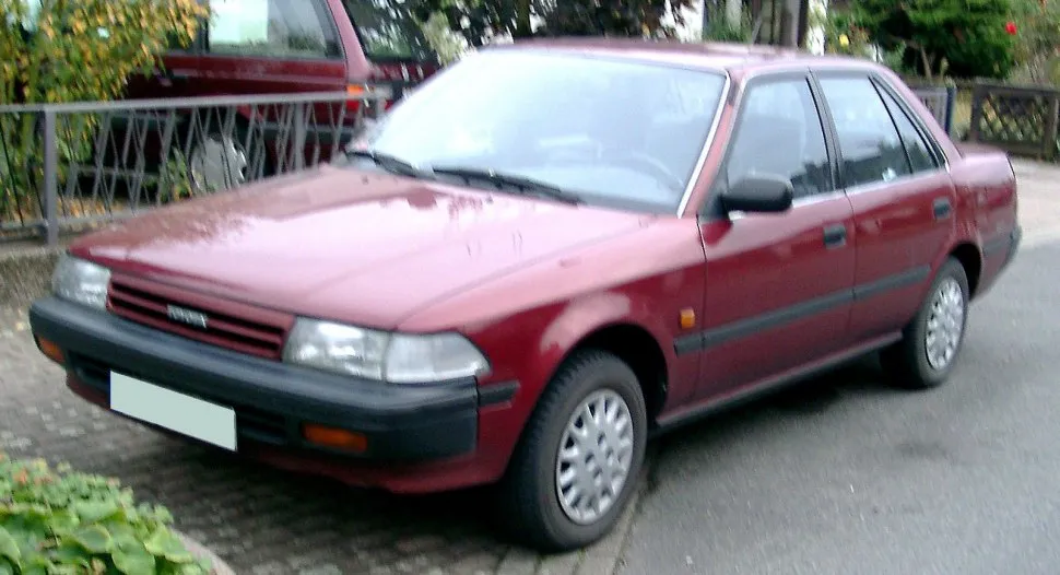 Toyota Carina T17