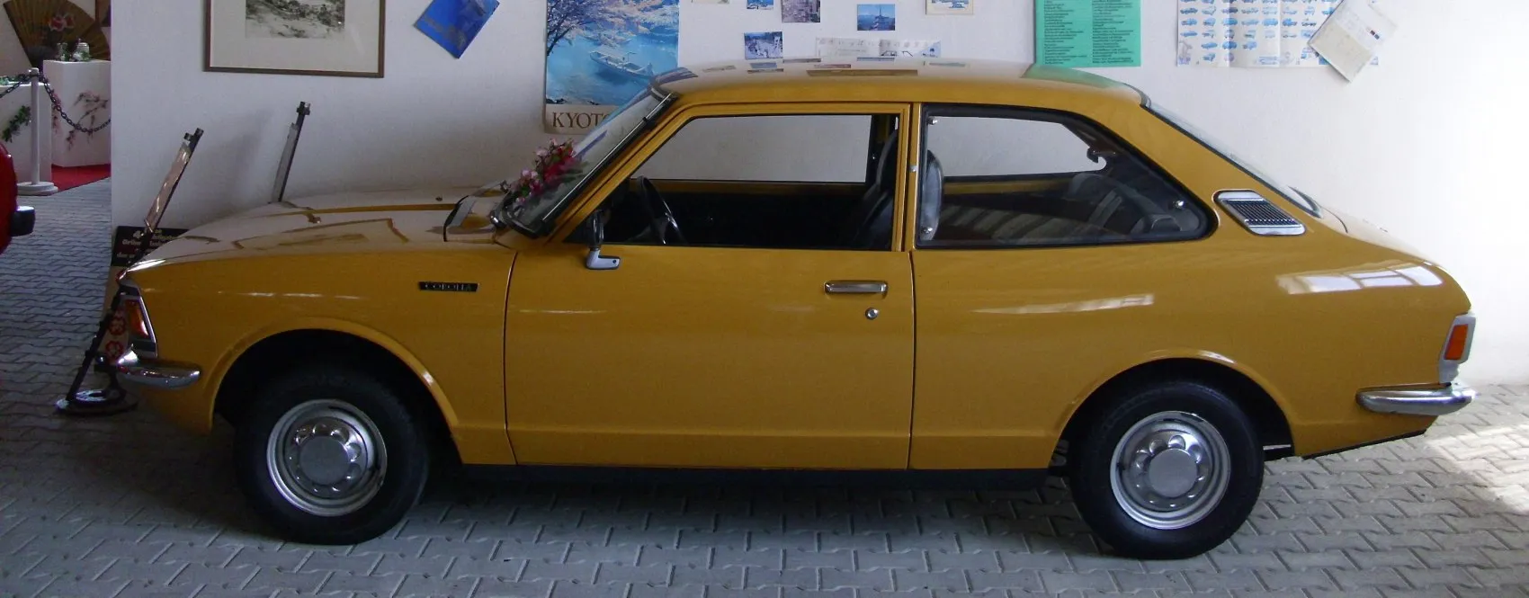 Image for Toyota Corolla II 2-door sedan (E20)