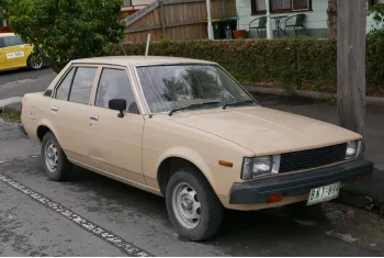 Toyota Corolla IV (E70)
