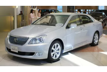 Toyota Crown Majesta V (S200)