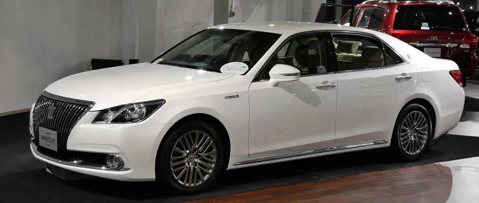 Toyota Crown Majesta VI (S210)