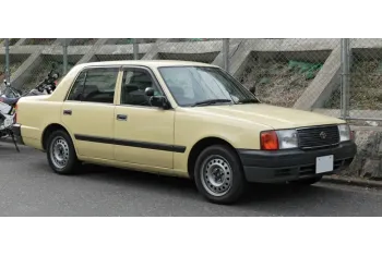 Toyota Crown Comfort (XS10)