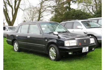Toyota Crown Saloon (XS10)