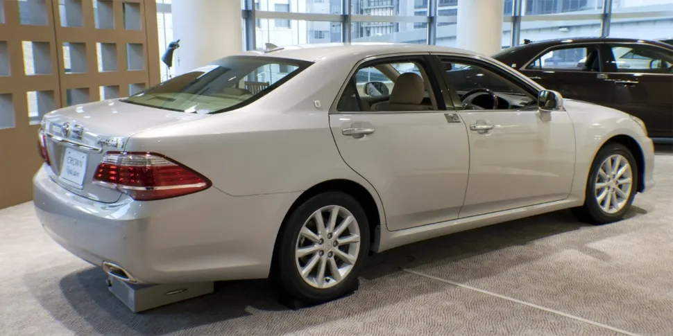 Image for Toyota Crown XIII Royal (S200, facelift 2010)