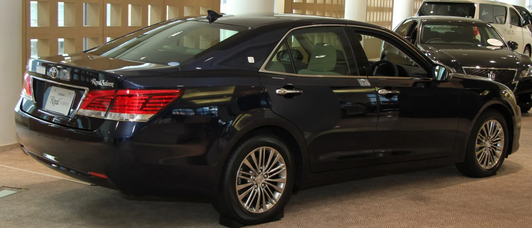Image for Toyota Crown XIV Royal (S210, facelift 2016)