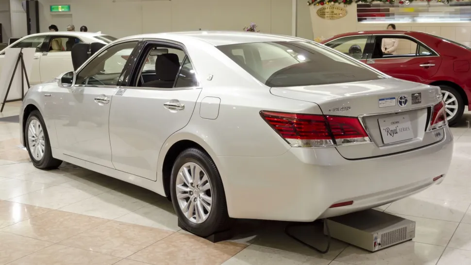 Image for Toyota Crown XIV Royal (S210)