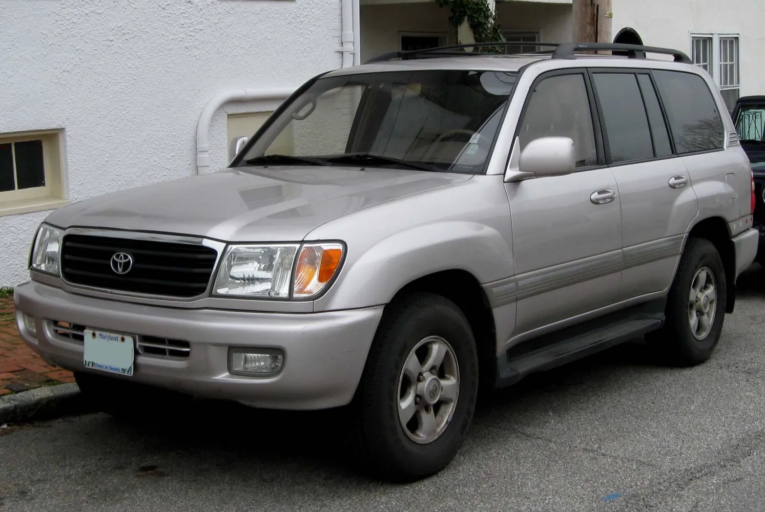 Image for Toyota Land Cruiser J100