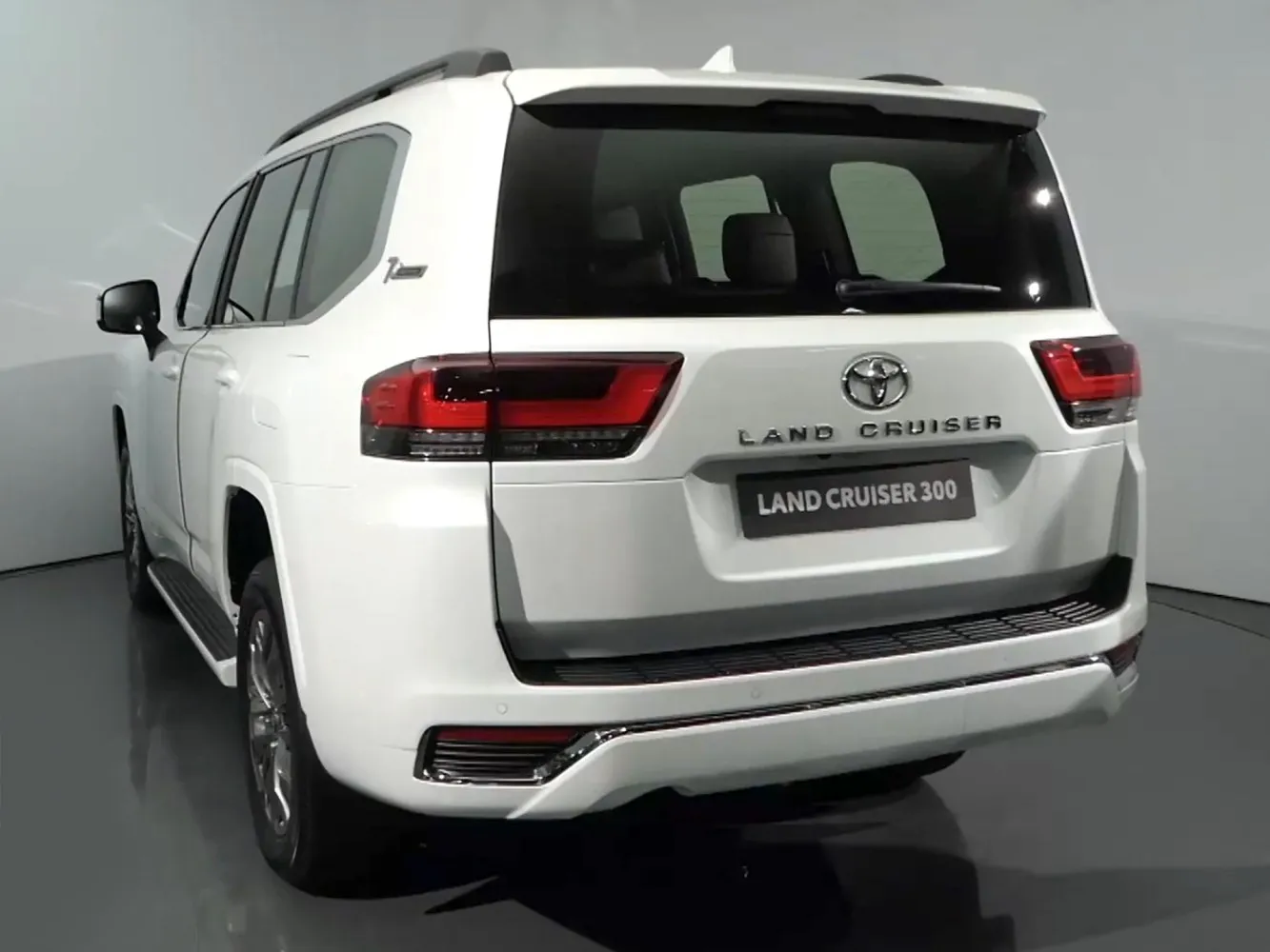 Image for Toyota Land Cruiser J300