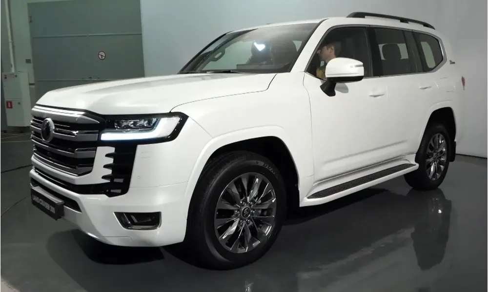 Toyota Land Cruiser J300