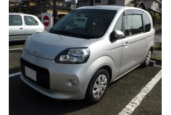 Toyota Porte II