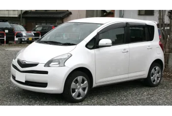 Toyota Ractis I