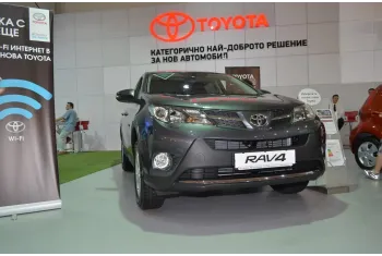 Toyota RAV4 IV