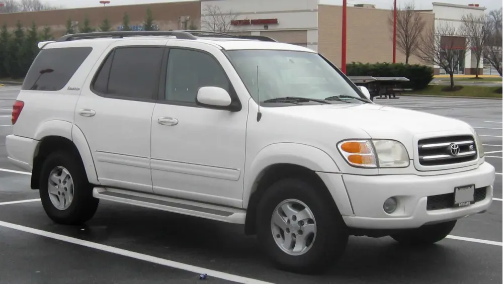 Toyota Sequoia I
