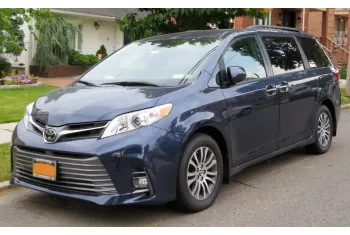 Toyota Sienna III (facelift 2018)