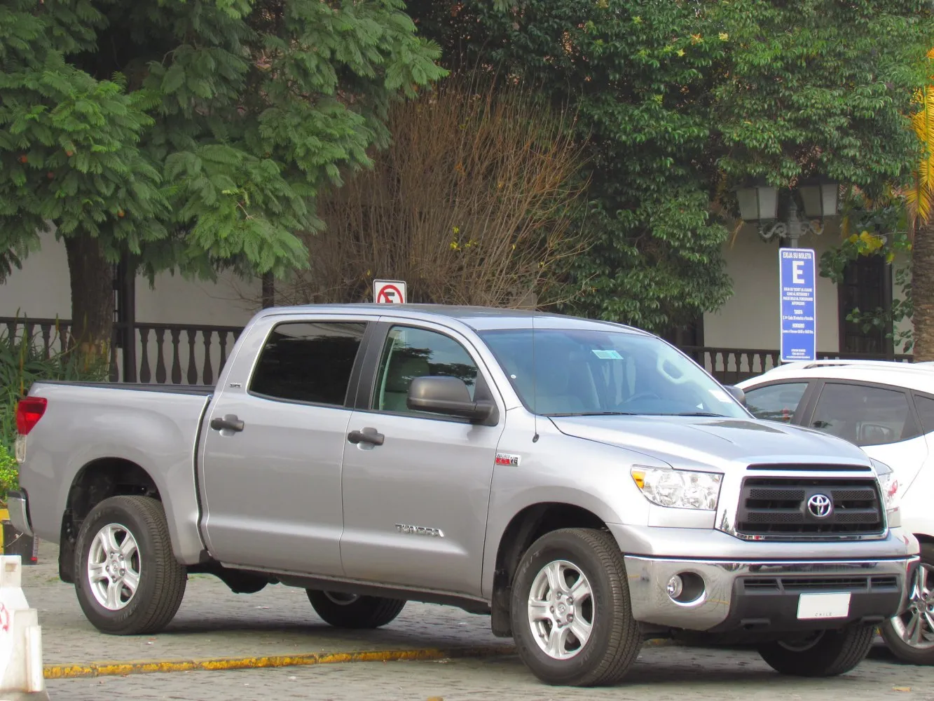 Image for Toyota Tundra II CrewMax (facelift 2010)