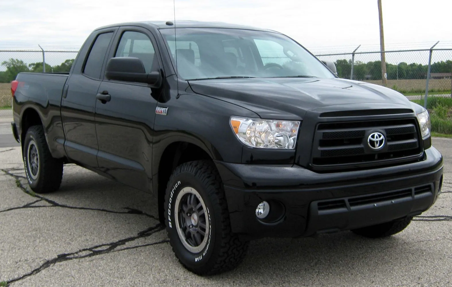 Toyota Tundra II Double Cab (facelift 2010)